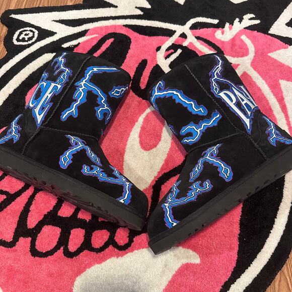 UGG Classic Short Boot x Palace Lightning - Black - Size 10 - Used - Picture 4 of 11